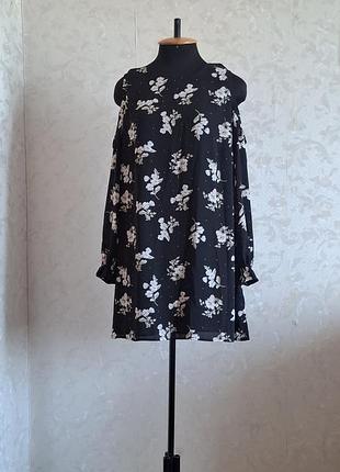 Коротка сукня жіноча new look petite чорна у квітковий принт
