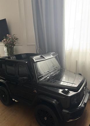 Електромобіль дитячий автомобіль джип