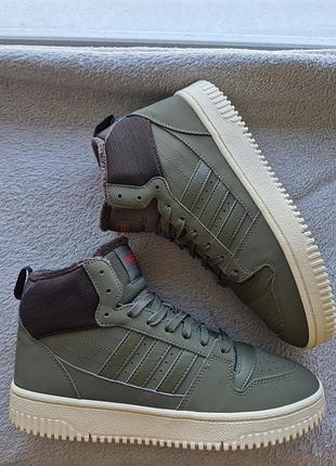 Утепленные кроссовки 41р. adidas 6