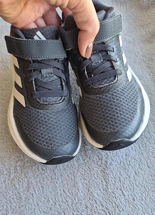 Кросівки 31р. adidas 3