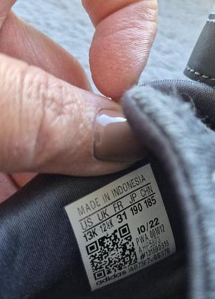 Кросівки 31р. adidas 9