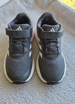 Кросівки 31р. adidas 5