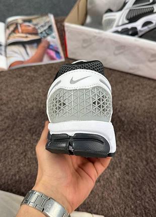 Nike vomero 5