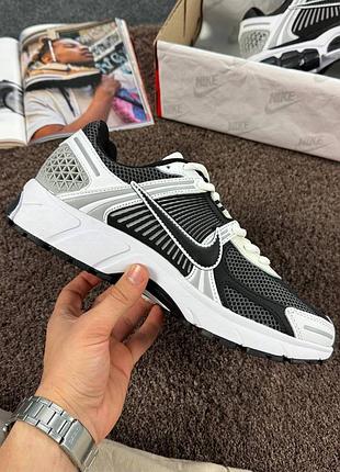 Nike vomero 5 4