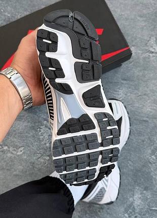 Nike vomero 5