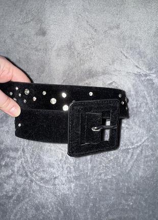 Новый черный велюровый пояс со стразами