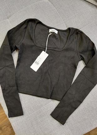 Лонгслів жіночий в рубчик чорний s/m