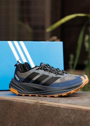 Чоловічі кросівки adidas terrex freehiker 3 low gore-tex shadow navy x террекс 45