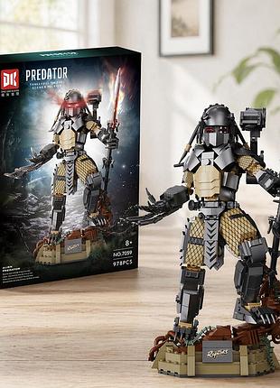Конструктор 7059 герой хищник (predator) 978+дет., подвижные детали, в коробке (33*7*23см)