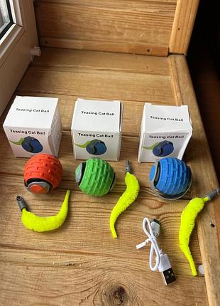 Мяч для кошек с пушистой гусеницей cat toy ball and xl1247 интерактивный смешной умный мячик