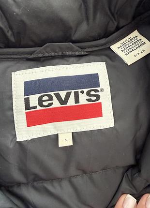 Куртка levi's чорна пух/перо 4
