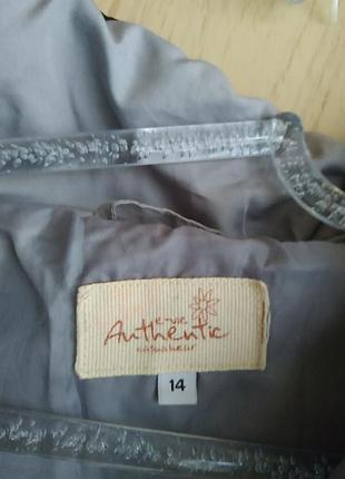 Безрукавка размер м/46 authentic 2