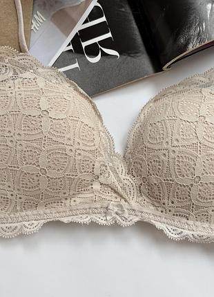 Бюстгальтер світло бежевий intimissimi 3