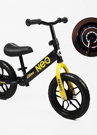 Велобіг беговел світящі колеса corso neo en-37994 колесо 12" eva піна, сталева рама, підставка для ніг чорно-жовтий