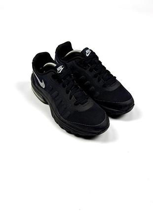 Кросівки nike air max invigor black 749680-001 чорні 39р 24.5 см