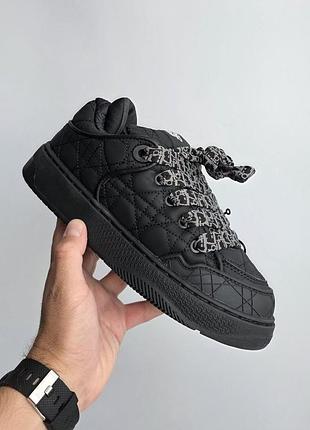 B9s skate  
• black •