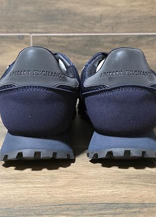 Оригінальні кросівки armani exchange 4