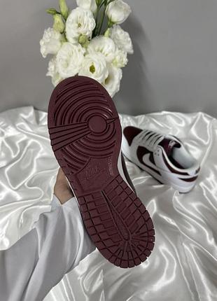 Nike sb dunk white bordo 4