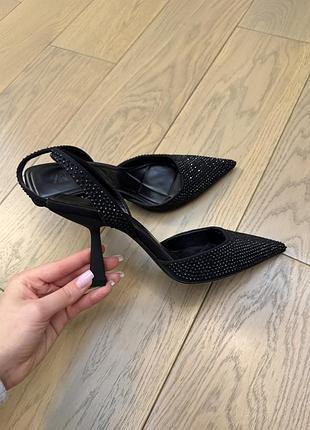 Підбори zara 39р 2