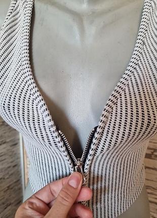 Тон на змійці zara 3