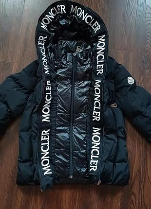 Зимова куртка moncler 3