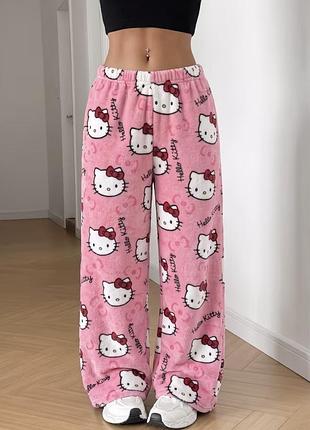 Теплі плюшеві штани з принтом hello kitty жіночі теплі штани