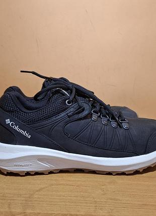Женские фирменные кроссовки columbia