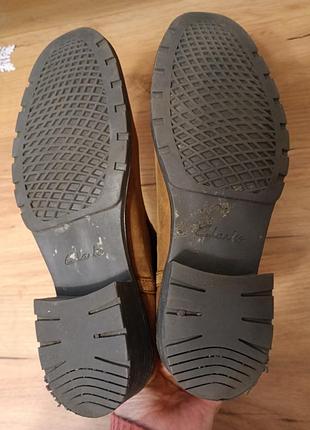 Кожаные демисезонные ботинки-челси clarks, размер 40 2