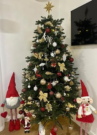 Новорічні ялинки 🎄  маємо звичайні пвх та литі ялинки, на пні та без, засніжені та з прикрасами. пишіть, який варіант вас зацікавив.