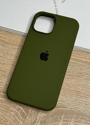 Силіконовий чохол на iphone 15, протиударний з мікрофіброю, темний зелений (army green)