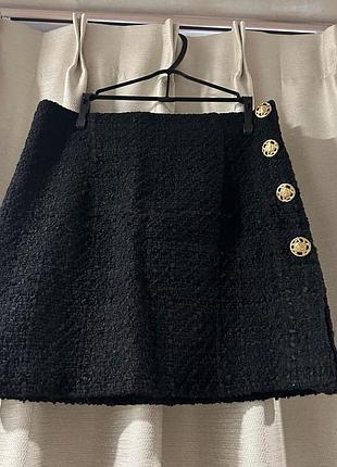 Юбка коротка утеплена від zara з золотими ґудзиками