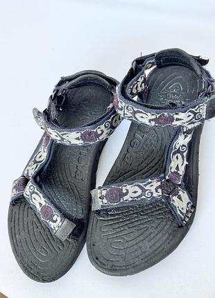 Teva s/n 6401 босоножки terradactyl спортивные сандали на липучке черные в стиле этно бохо хиппи