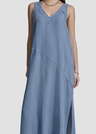 Благитна джинсова сукня dkny