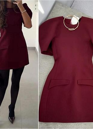 Платье zara, с короткими объемными рукавами.