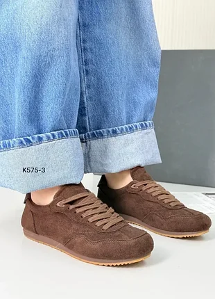 Жіночі кросівки 3