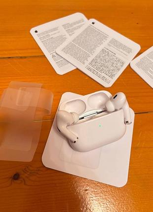 Навушники та гарнітури apple airpods pro 2 5