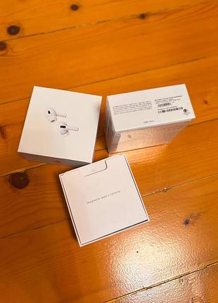 Навушники та гарнітури apple airpods pro 2 3