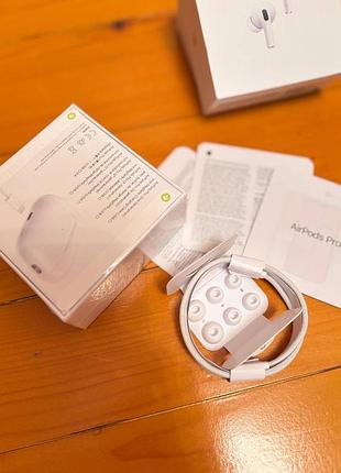 Навушники та гарнітури apple airpods pro 2 6