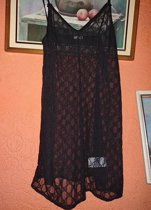 Гола сукня  gucci 2