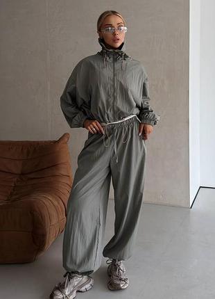 Костюм женский в стиле sport-chic, спортивный костюм плащевка
