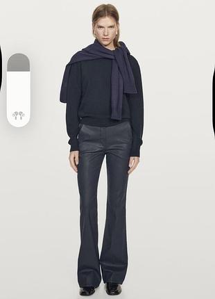 Жіночі брюки massimo dutti темно-сині розкльошені з вощеним ефектом
