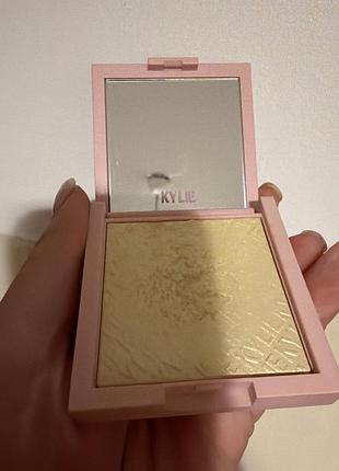 Хайлайтер kylie cosmetics 2