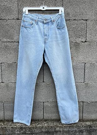 Жіночі джинси levi’s 501 w28  світло блакитні джинси