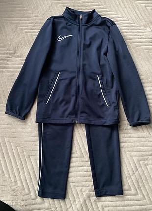 Спортивний костюм для хлопчика nike синій