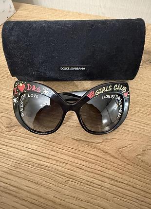 Сонцезахисні окуляри жіночі dolce&gabbana cat eye чорні