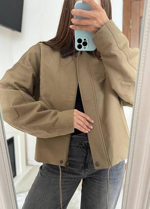 Куртка жіноча pull&bear бомбер бежева 3