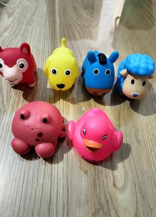Іграшки для купання