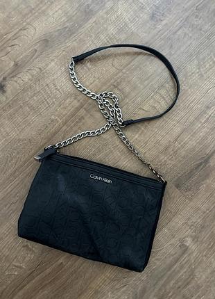Чорна сумка calvin klein 2