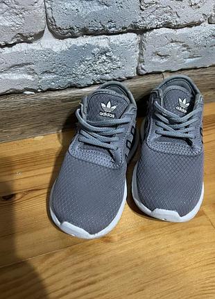 Кросівки adidas 24 розмір оригінал 4