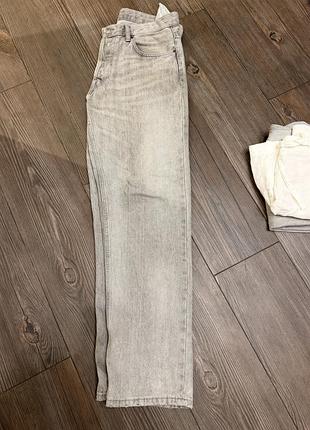 Джинси жіночі zara звичайного крою сірі